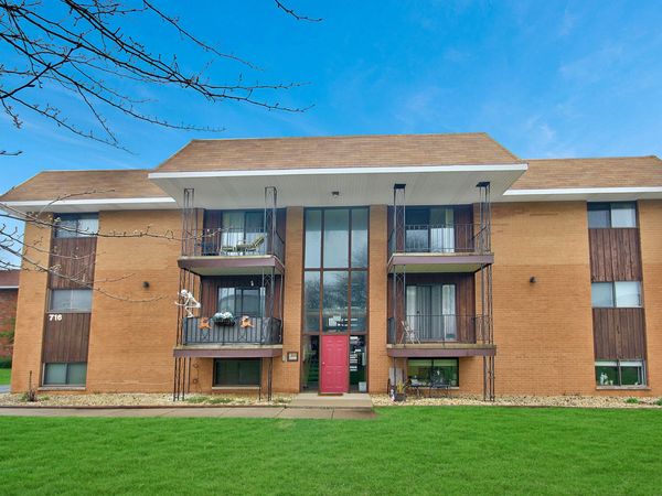 716 Moraine Trace , Unit 3, Schererville, IN 46375