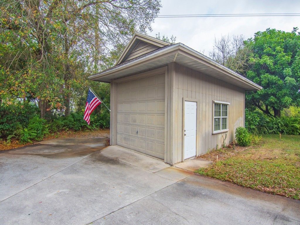 346 34th Court Sw, Vero Beach, FL 32968 Photo