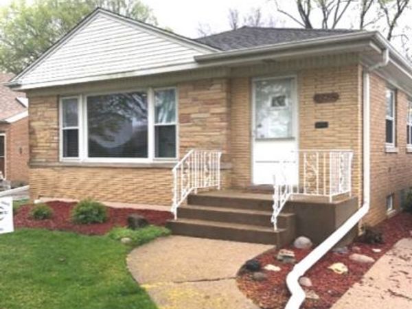 8717 Karlov Avenue, Skokie, IL 60076