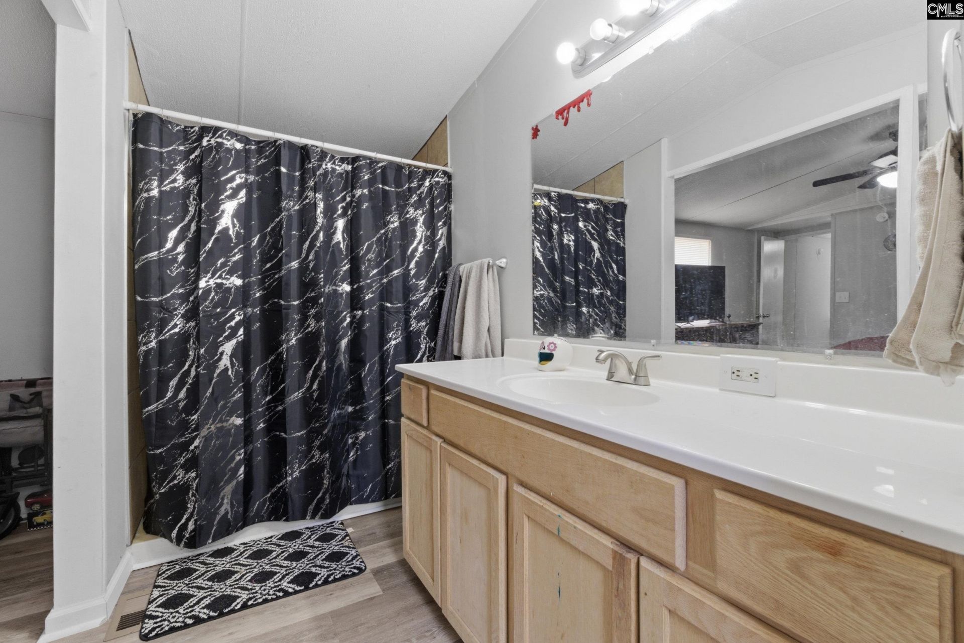 138 Mimosa Drive  Photo 14