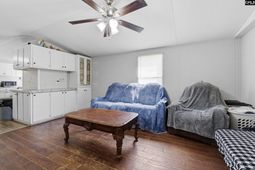 138 Mimosa Drive  photo 4