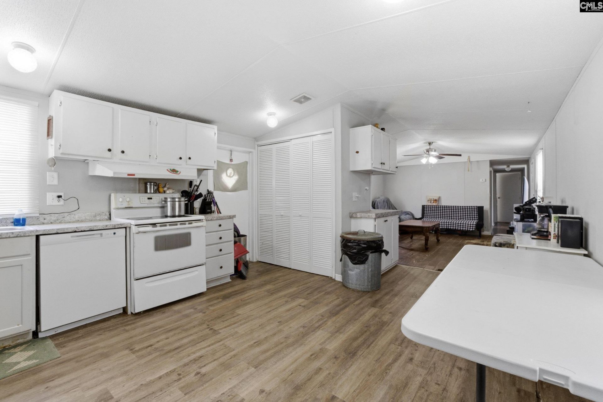 138 Mimosa Drive  Photo 6