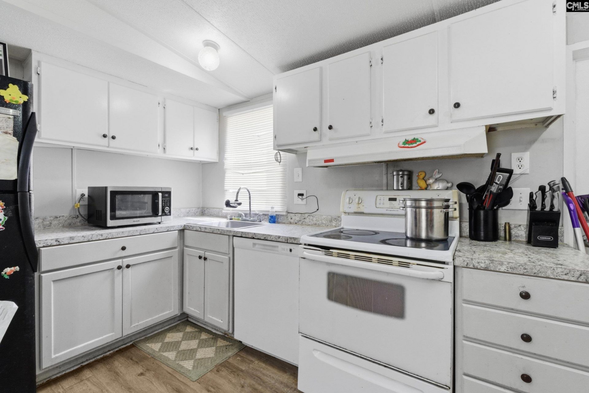 138 Mimosa Drive  Photo 8