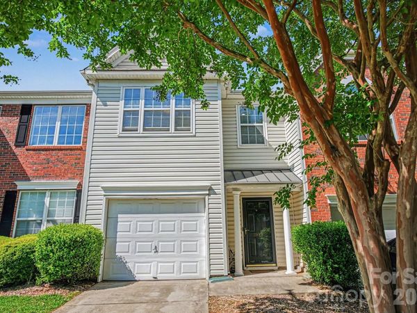 3915 Glenlea Commons Drive, Charlotte, NC 28216