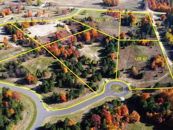 5956 Stagecoach Road, Kingsley, MI 49649