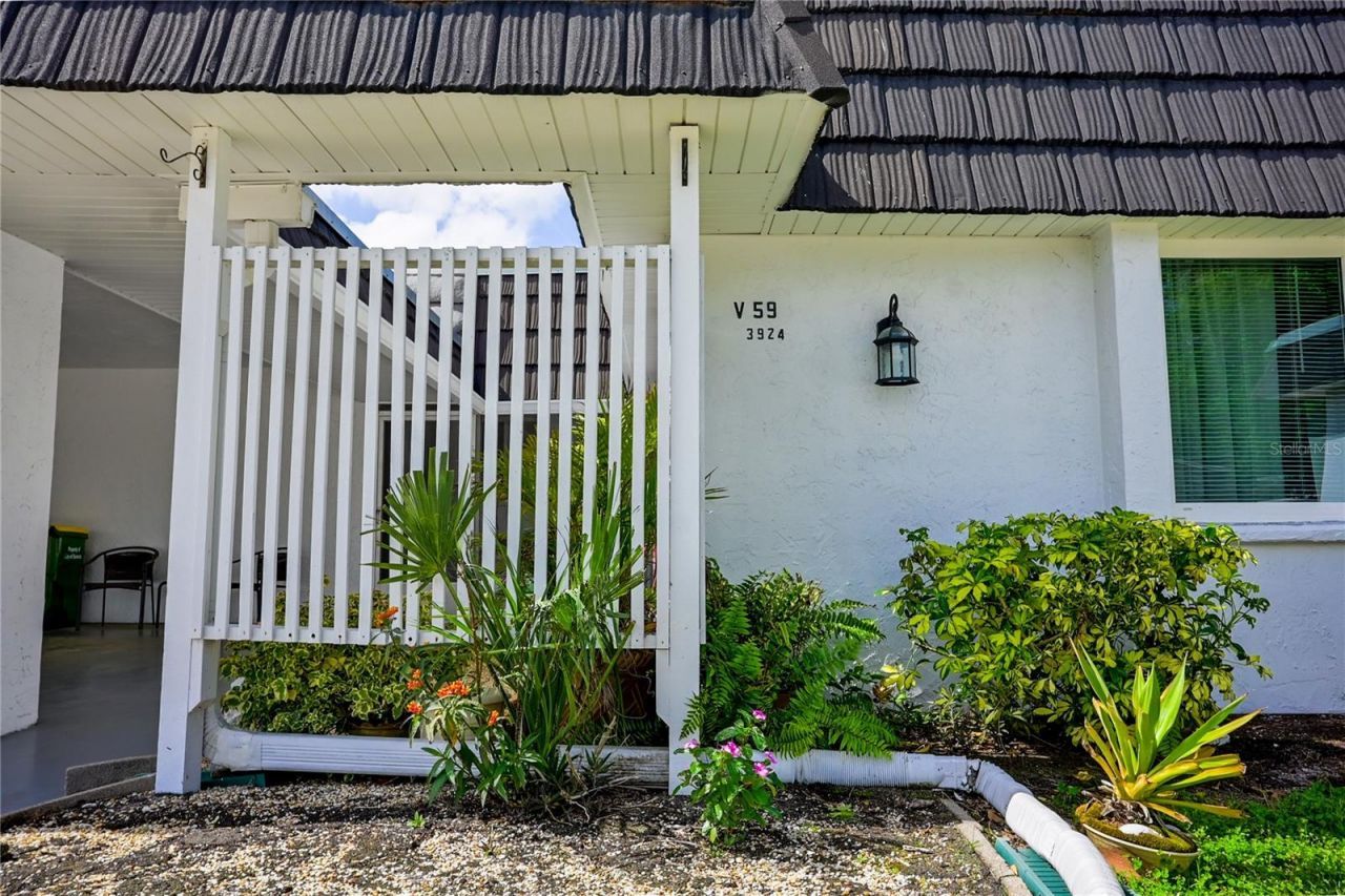 3924 Ashwood Lane , Unit 59, Sarasota, FL 34232 Photo
