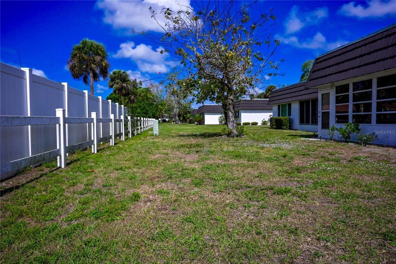 3924 Ashwood Lane , Unit 59, Sarasota, FL 34232 Photo