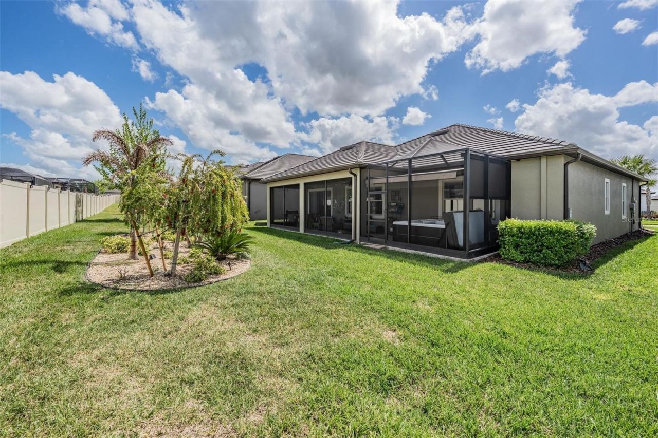 31899 Magna Gulf Loop, San Antonio, FL 33576 Photo