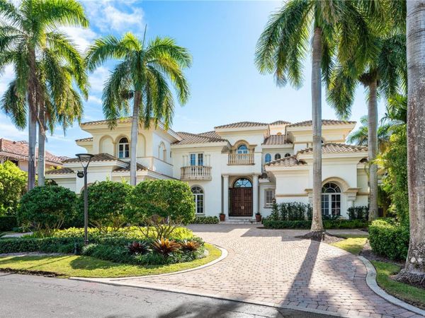 4900 Sanctuary Ln , Boca Raton, FL 33431