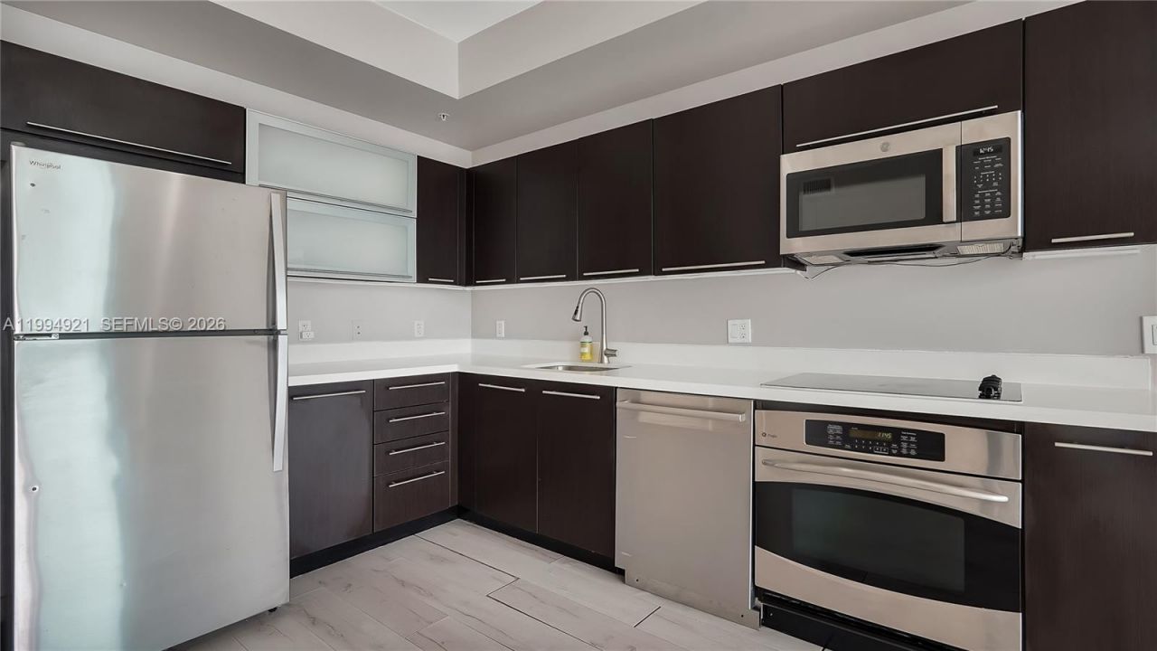 90 SW 3rd St , Unit 3003, Miami, FL 33130 Photo