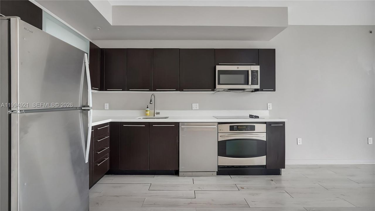 90 SW 3rd St , Unit 3003, Miami, FL 33130 Photo