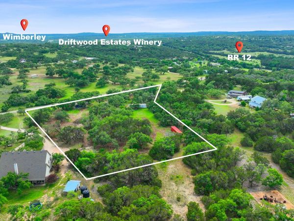 385 Country LN, Dripping Springs, TX 78620