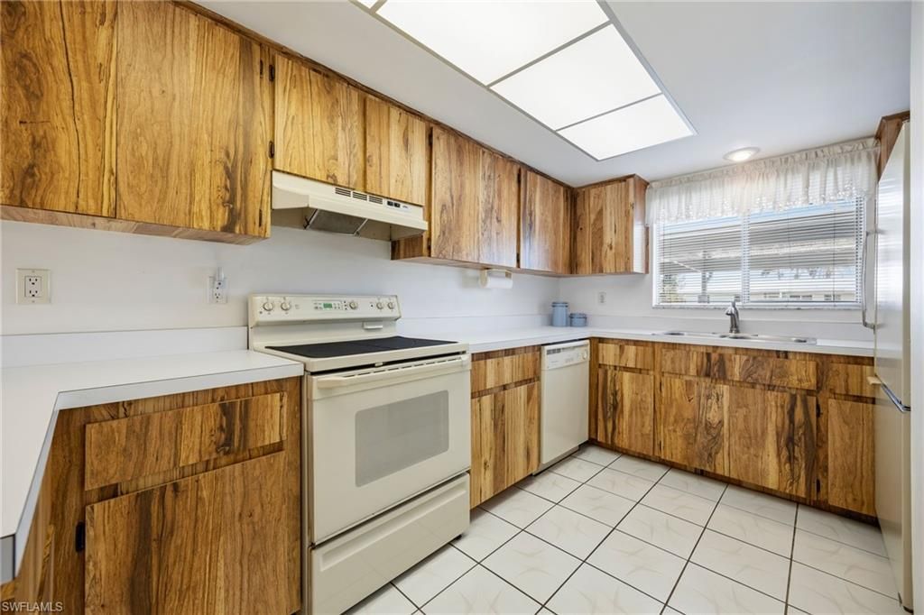 1322 SE 40th St , Unit 2, Cape Coral, FL 33904 Photo