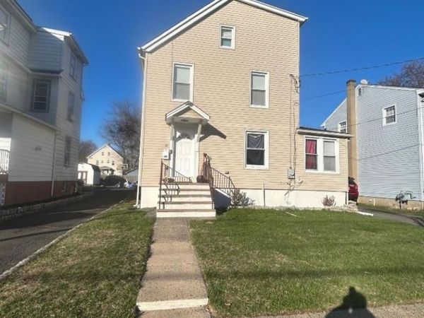 42 Whitewood Ave, North Plainfield, NJ 07060