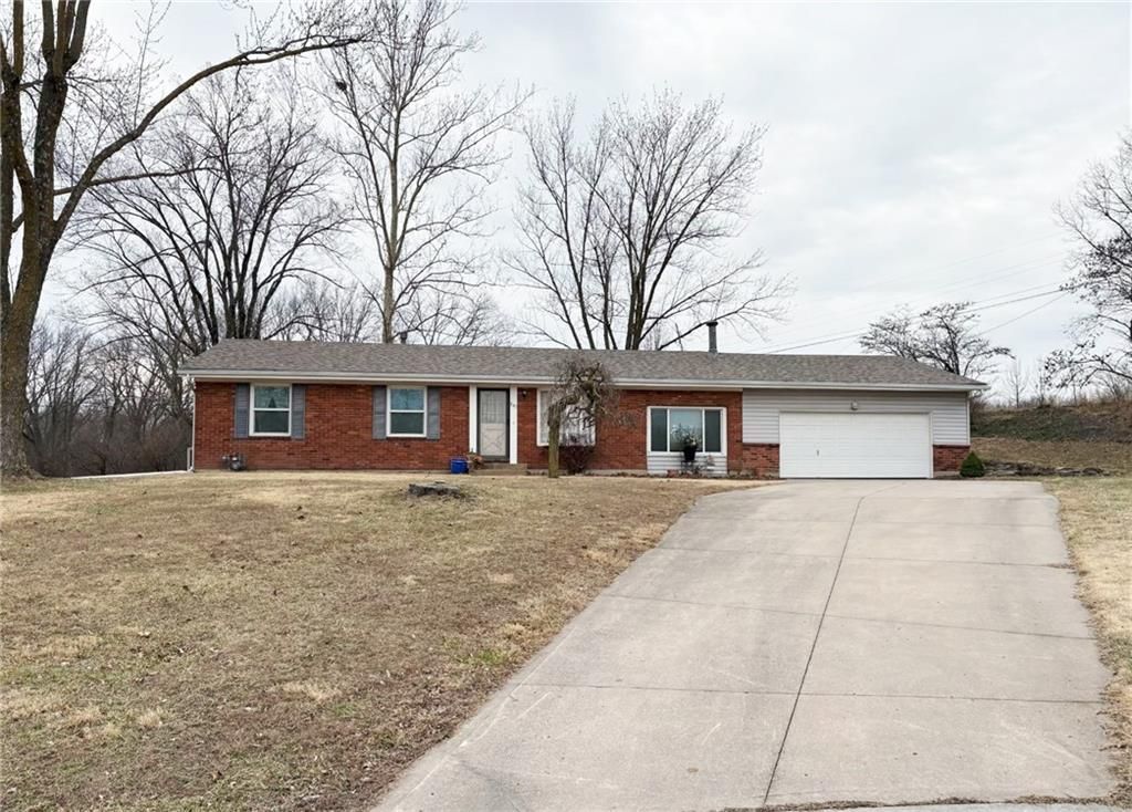 843 Sherrill Avenue, Liberty, MO 64068 Main Photo