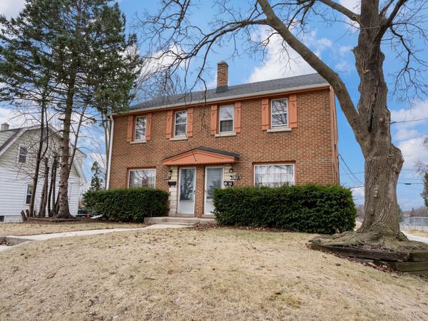 2135 S S 102 St, Unit 2137, West Allis, WI 53227