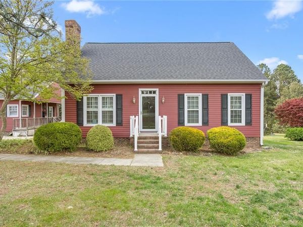 1543 Littlejohn Lane E, Burlington, NC 27217