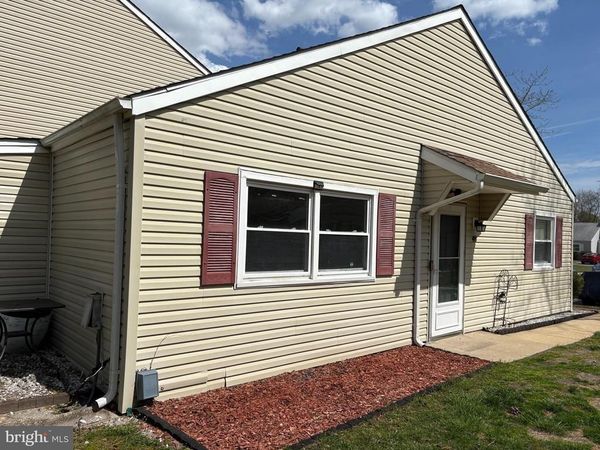 48 S SOUTH SEAS COURT , BARNEGAT, NJ 08005