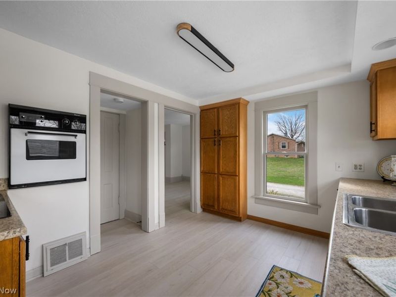 2840 Bailey Street NW, Massillon, OH 44646 Photo 12