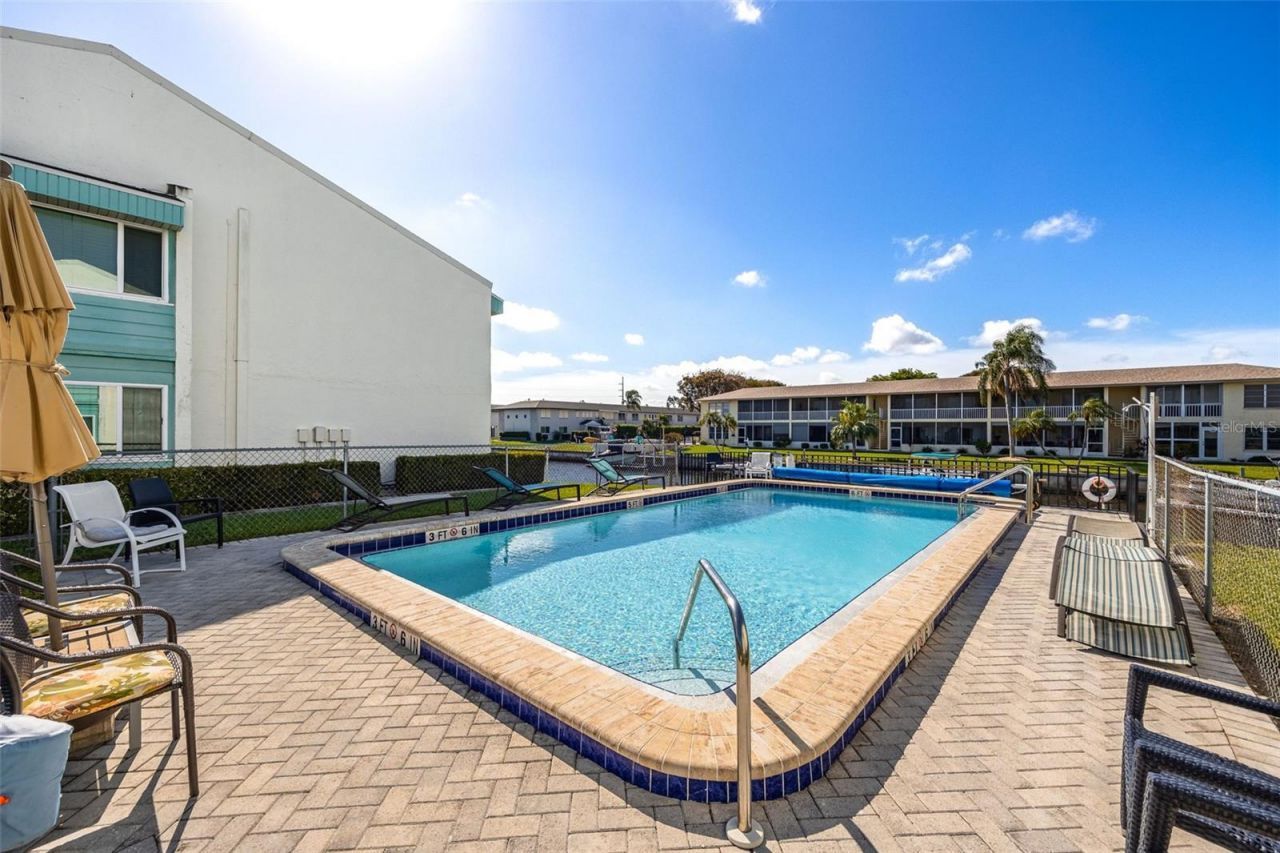 1322 SE 40th Street , Unit 2, Cape Coral, FL 33904 Photo