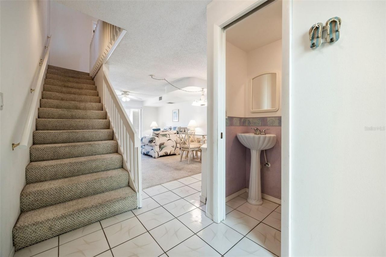 1322 SE 40th Street , Unit 2, Cape Coral, FL 33904 Photo