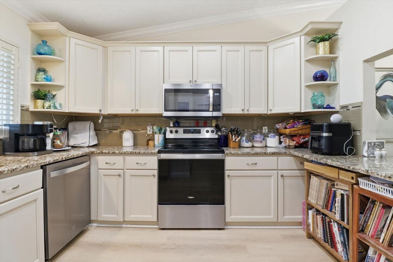 9285 SW 89th Terrace , Unit A, Ocala, FL 34481 Photo