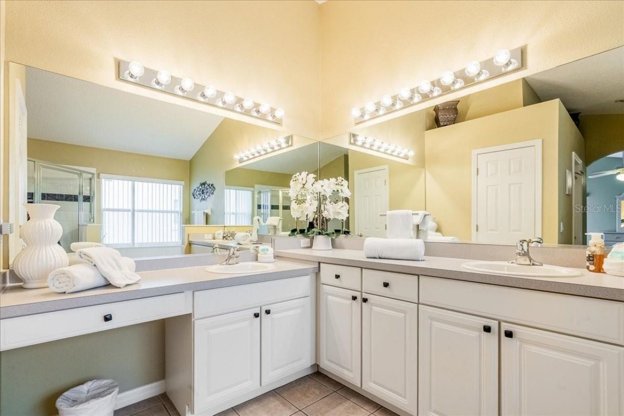 628 Kensington Drive , Davenport, FL 33897 Photo