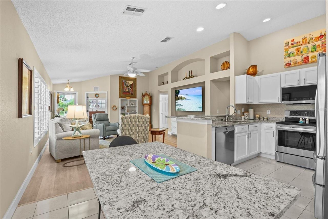 2945 Wood Pointe Drive, Holiday, FL 34691 Photo