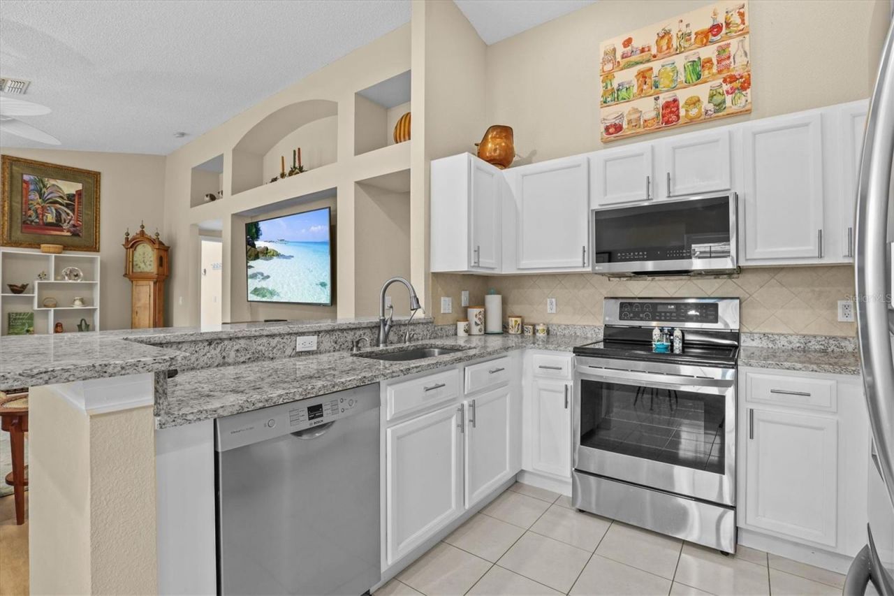 2945 Wood Pointe Drive, Holiday, FL 34691 Photo