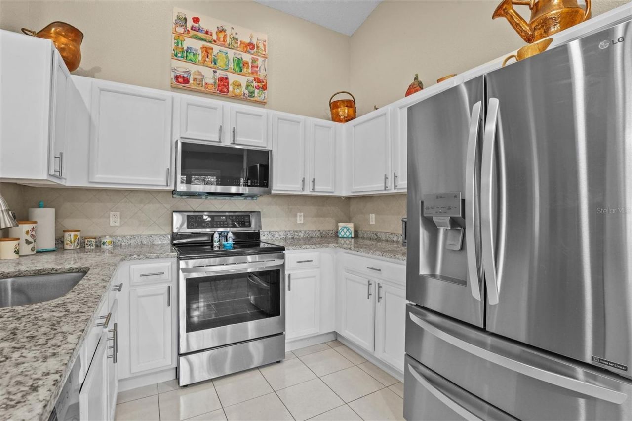 2945 Wood Pointe Drive, Holiday, FL 34691 Photo