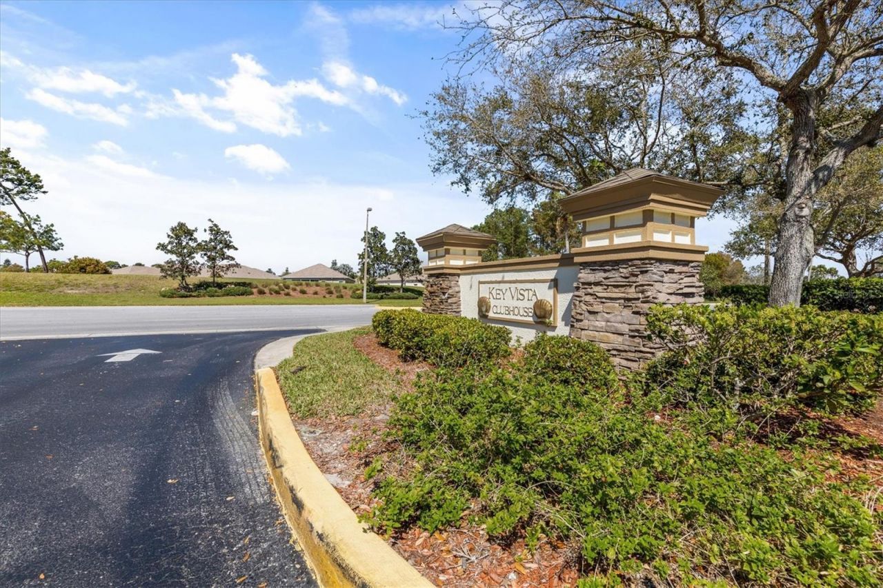 2945 Wood Pointe Drive, Holiday, FL 34691 Photo