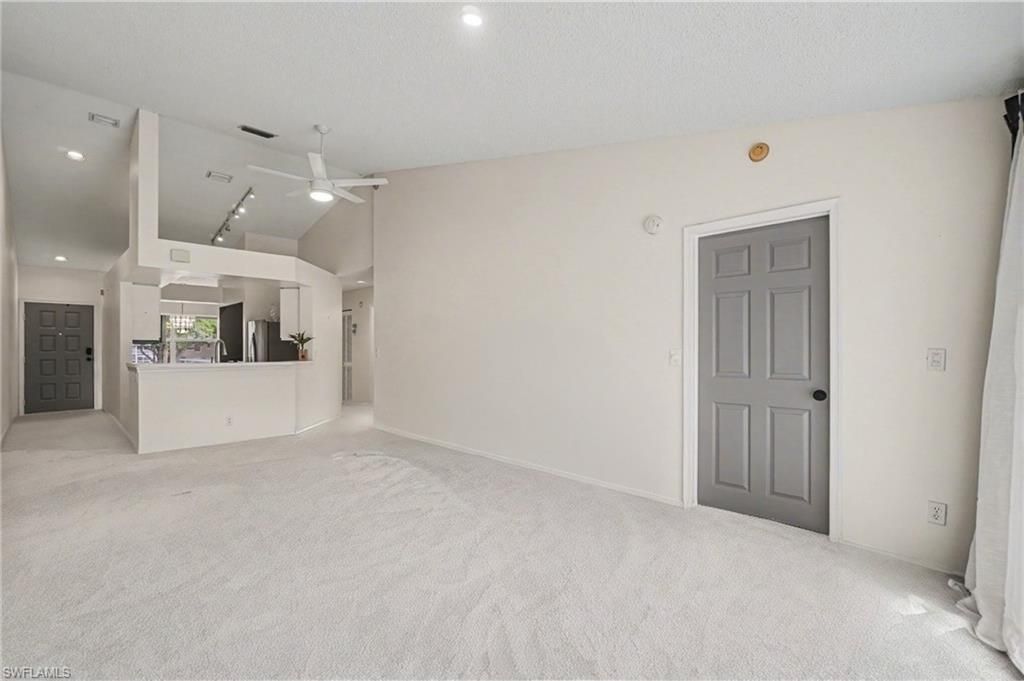 153 Wading Bird Cir, Unit J201, Naples, FL 34110 Photo