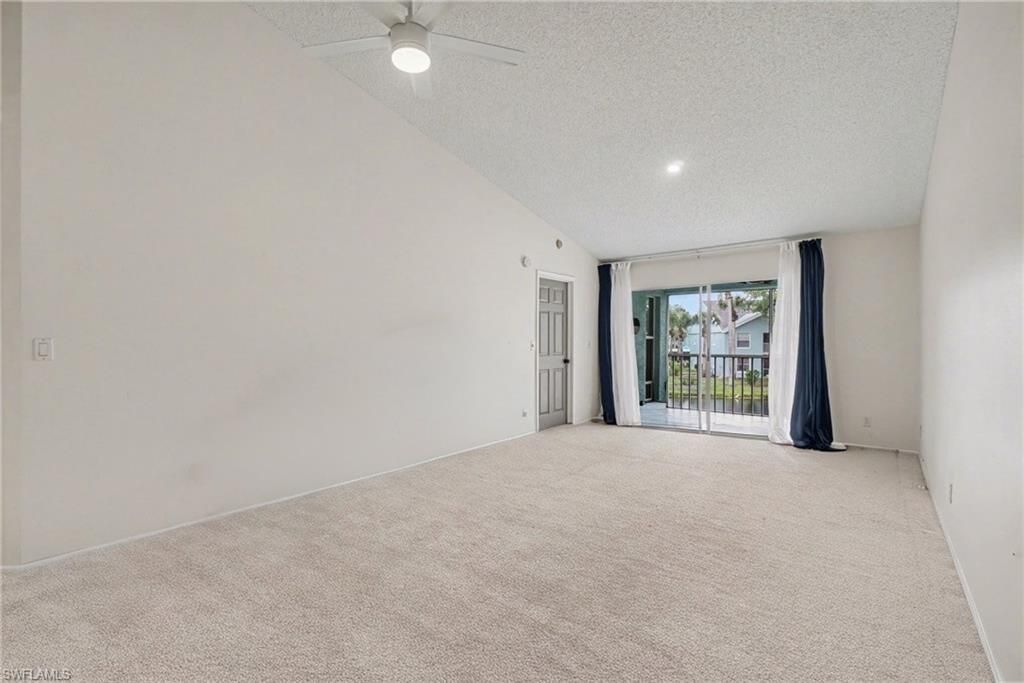 153 Wading Bird Cir, Unit J201, Naples, FL 34110 Photo