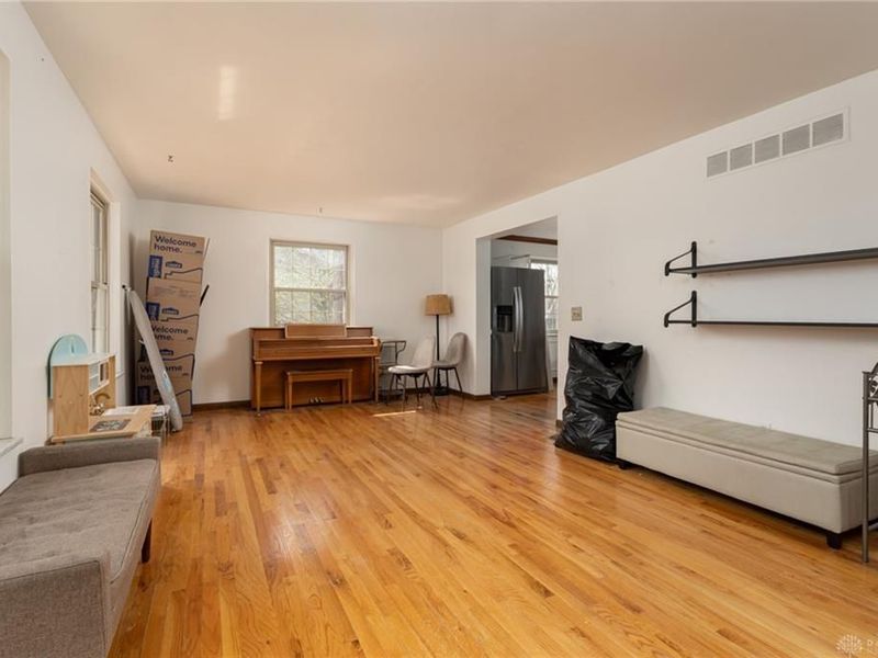 5001 Polen Drive, Kettering, OH 45440 Photo 9