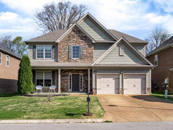 2034 Austin Dr, Spring Hill, TN 37174