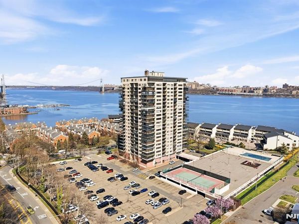 1203 River Road 1H, Unit 1H, EDGEWATER, NJ 07020