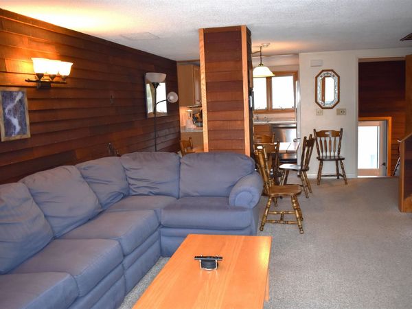 MountainView 32, Cambridge, VT 05464