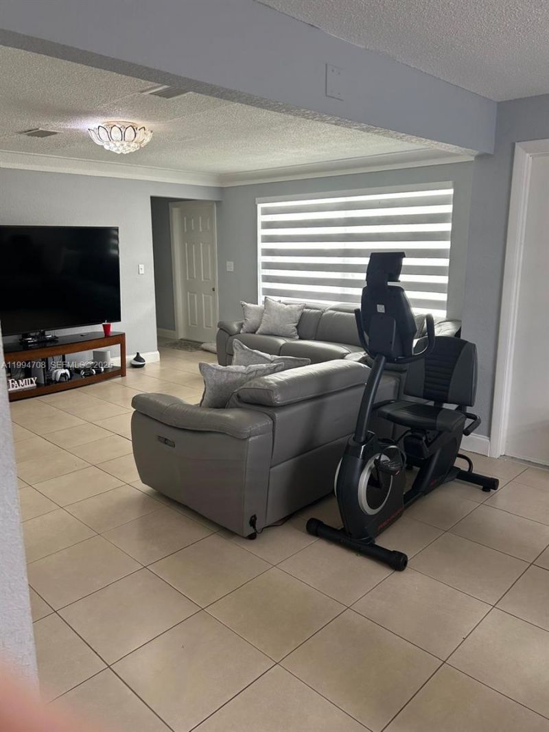 6582 NW 1st St, Margate, FL 33063 Photo