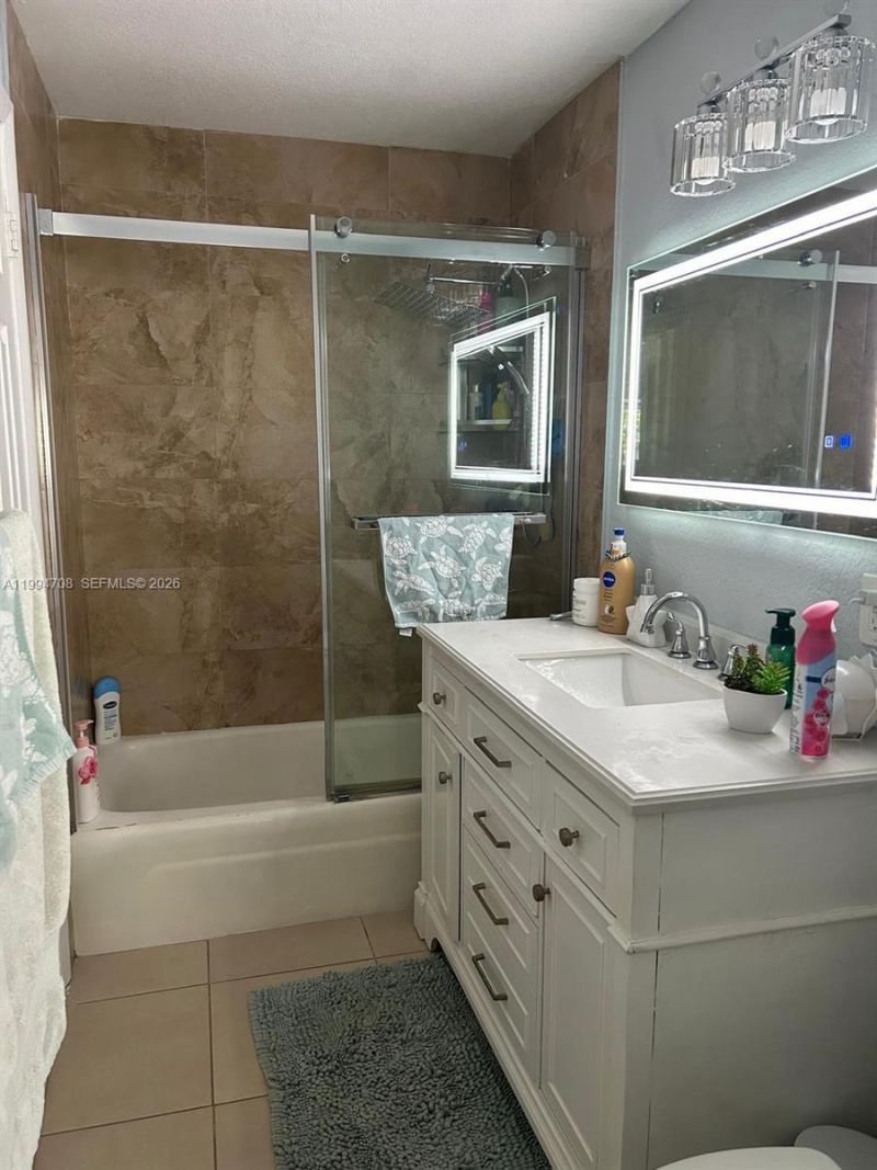 6582 NW 1st St, Margate, FL 33063 Photo