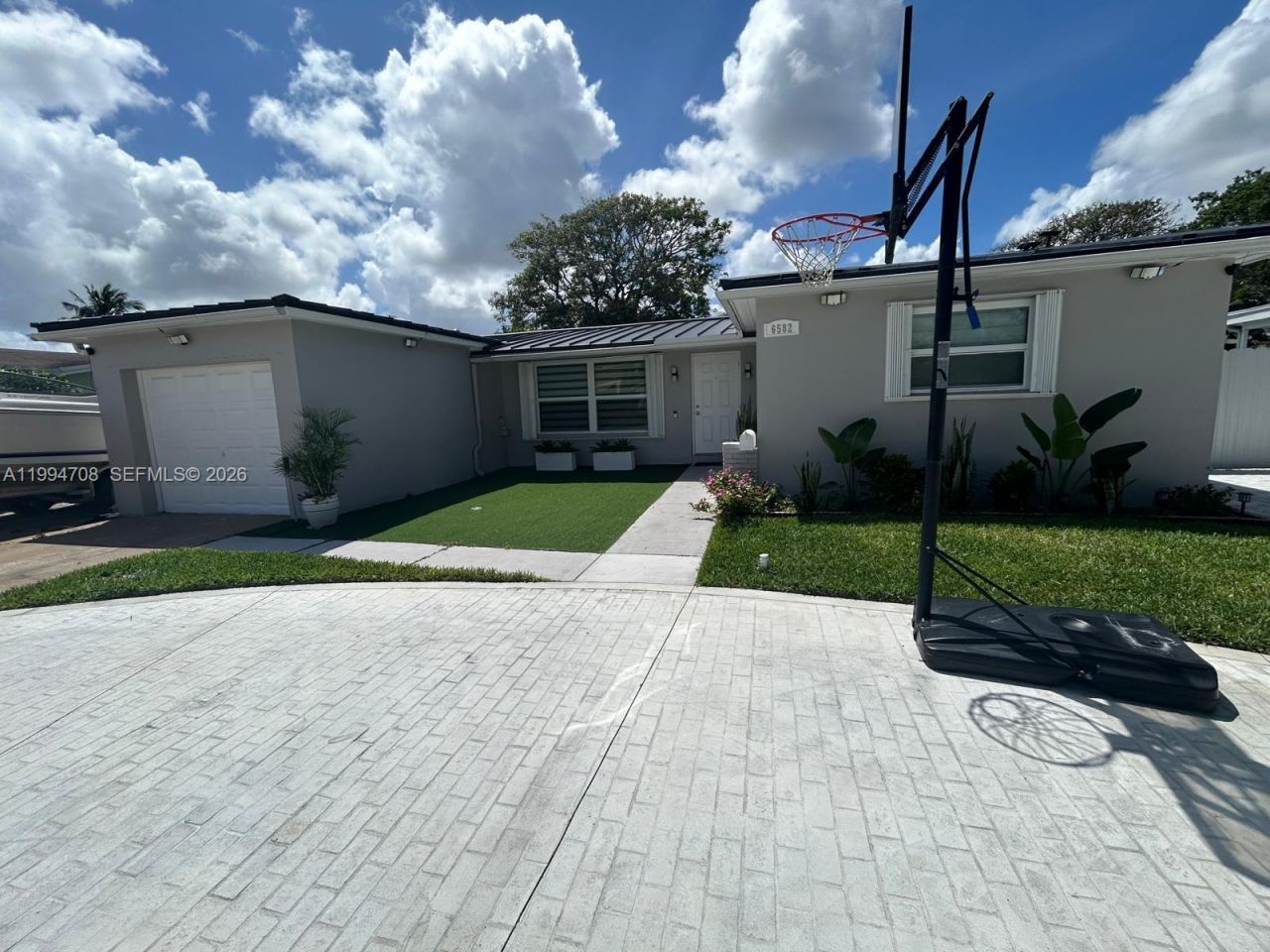 6582 NW 1st St, Margate, FL 33063 Photo