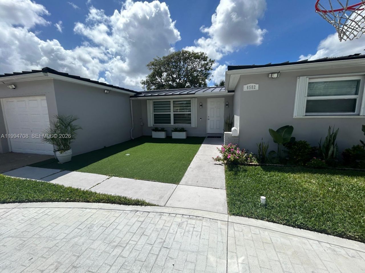 6582 NW 1st St, Margate, FL 33063 Photo