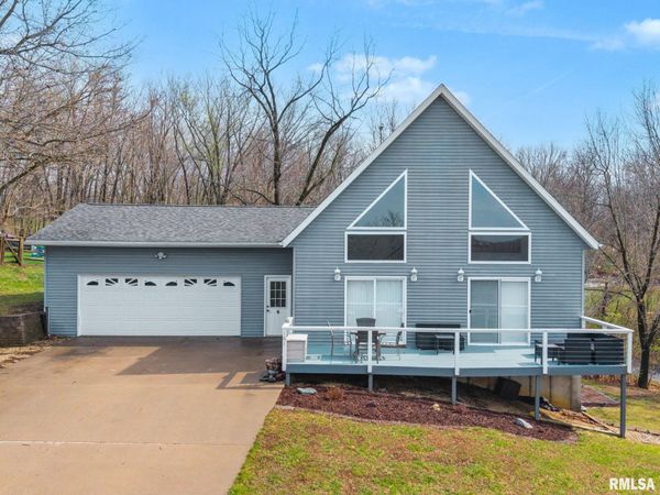 161 LAKECREST Place, Dahinda, IL 61428