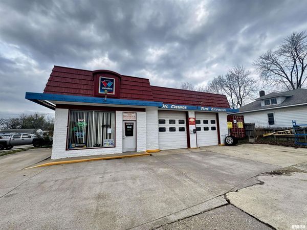 144 S CONGRESS Street, Rushville, IL 62681