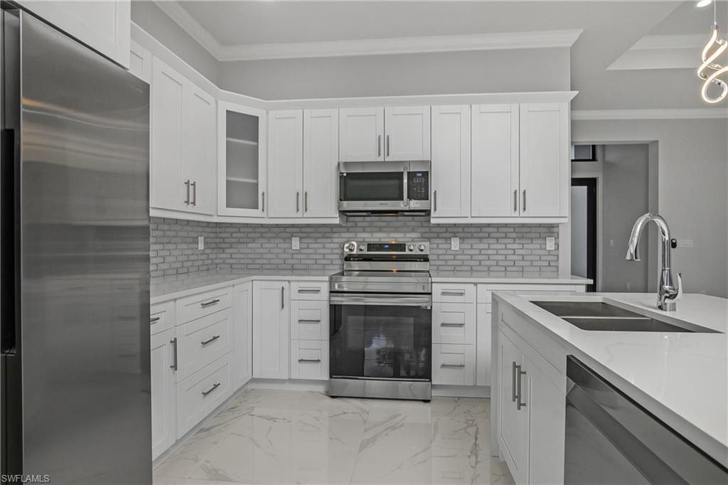 791 14th St Ne, Naples, FL 34120 Photo