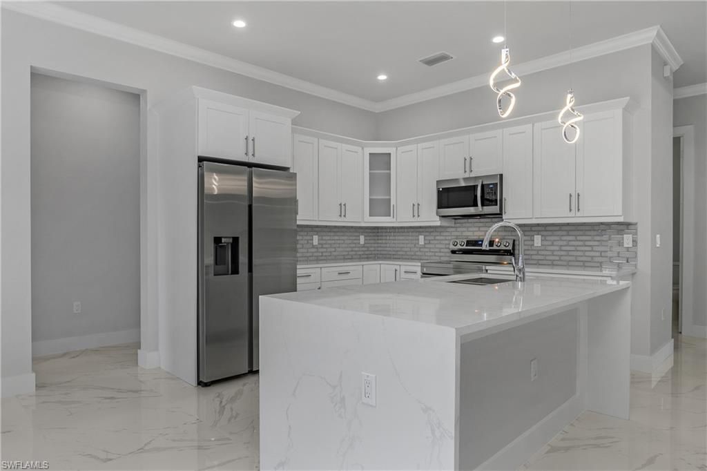 791 14th St Ne, Naples, FL 34120 Photo