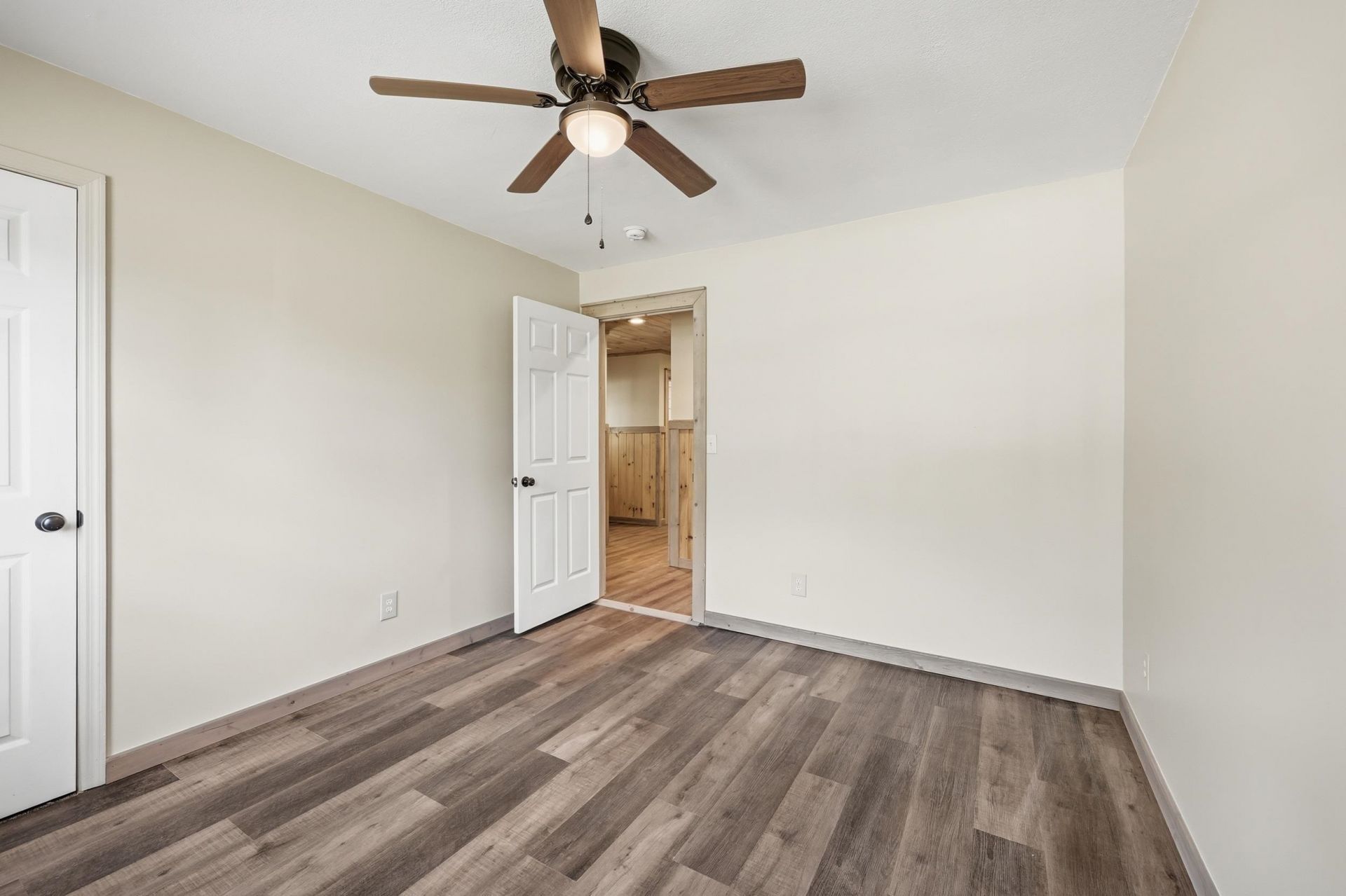 1835 Highway 45 Photo 14