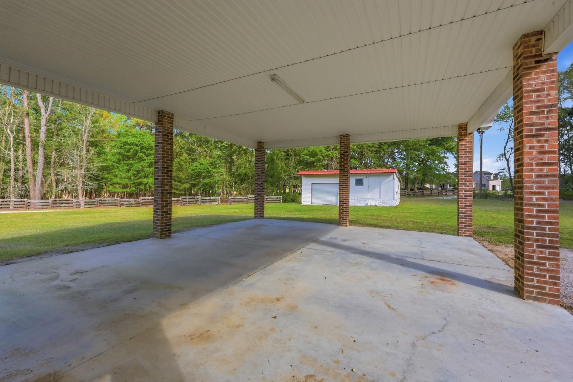 1835 Highway 45 Photo 27