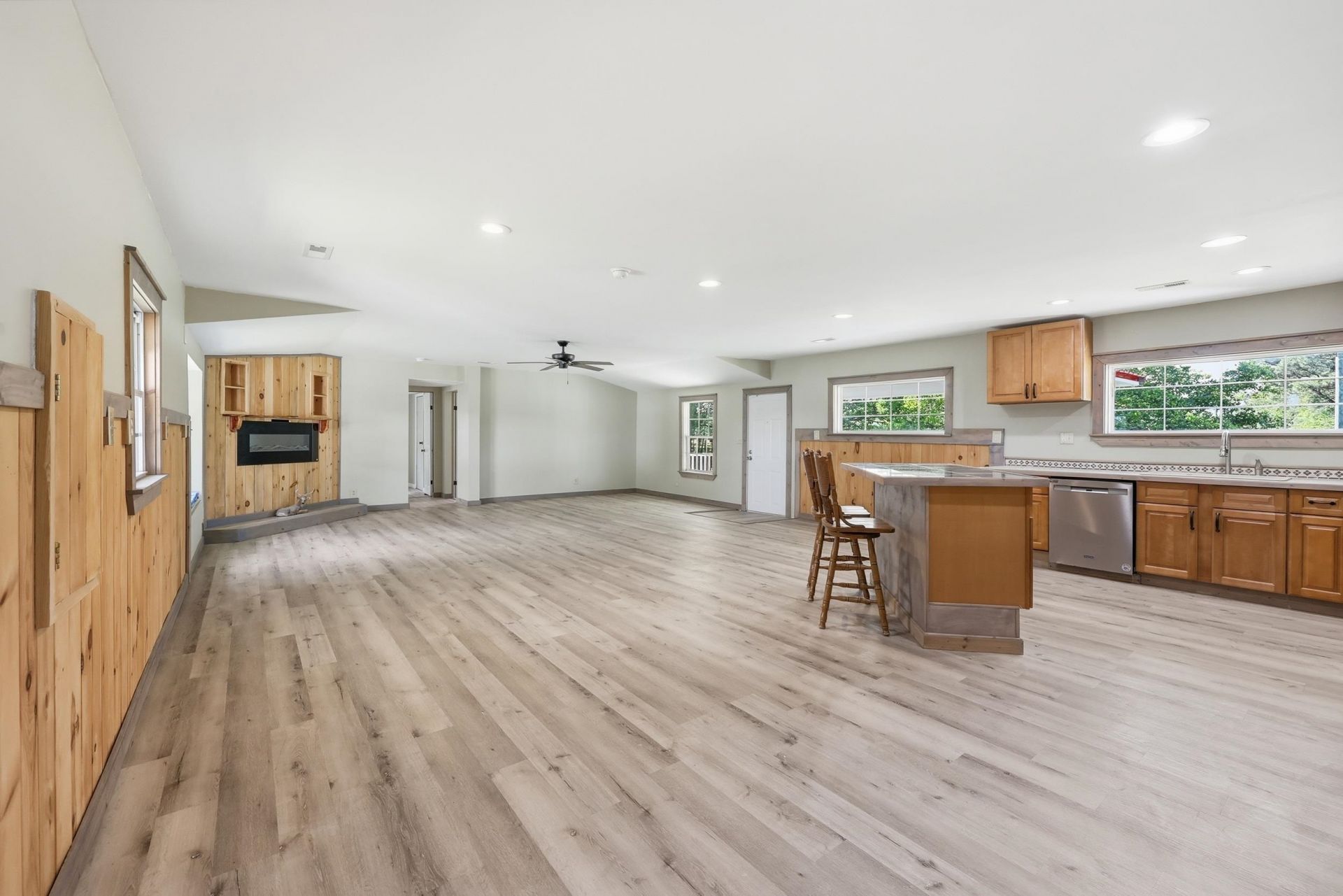 1835 Highway 45 Photo 5