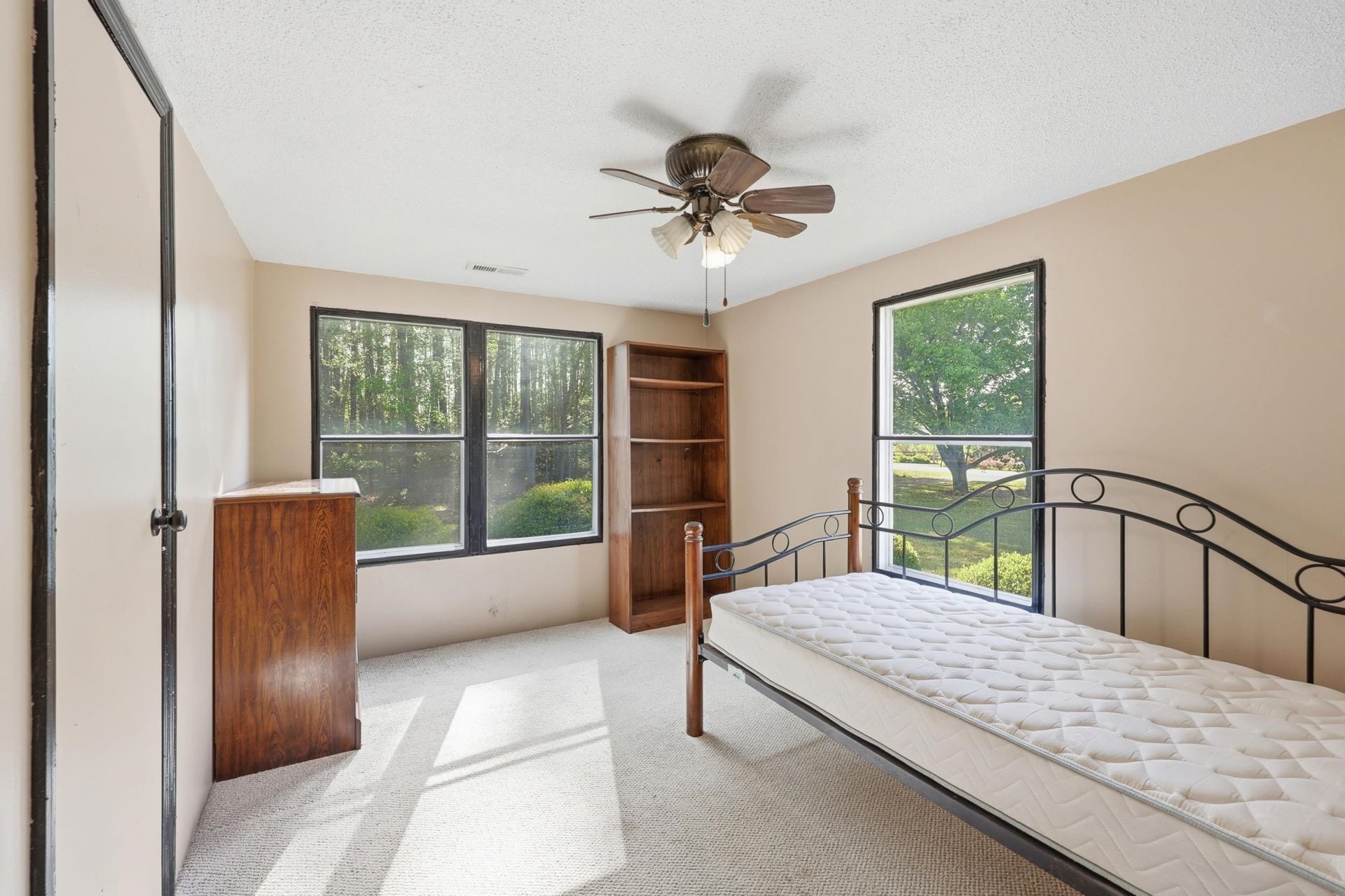 1835 Highway 45 Photo 8