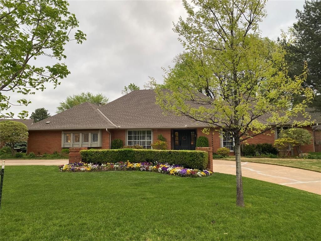 1237 Glenbrook Drive, Oklahoma City, OK 73118 Main Photo